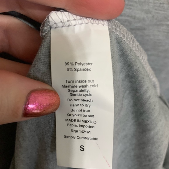 LulaRoe Randy Tee - Picture 11 of 12
